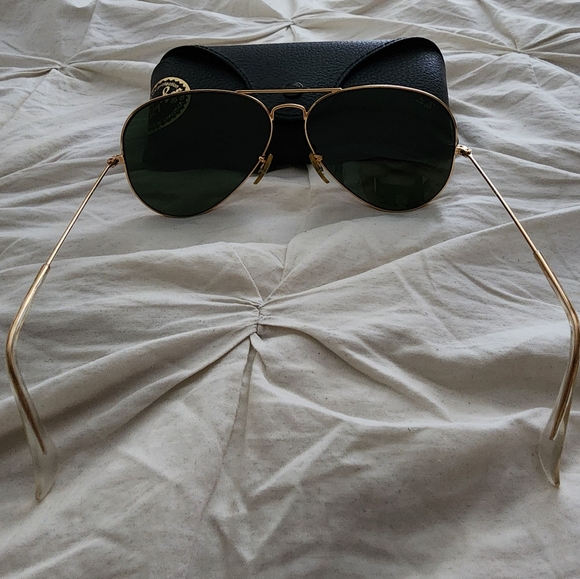 Rayban Large Metal Aviator Sunglasses - Picture 4 of 4
